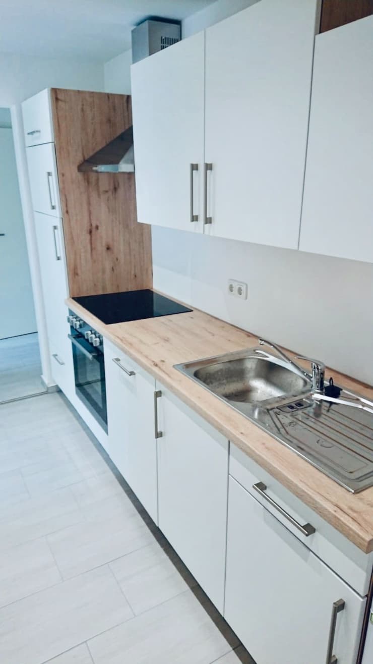 Furnished WG-room at Westkreuz, available from 01.04.2026 photo gallery