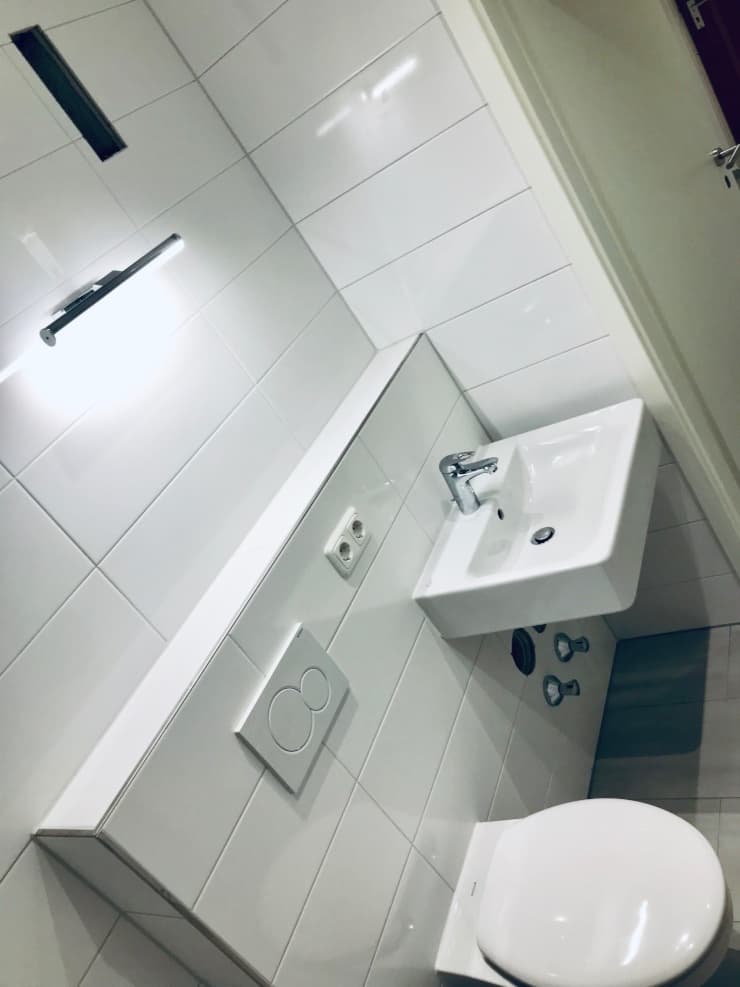 Furnished WG-room at Westkreuz, available from 01.04.2026